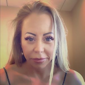 Meet your Posher, Chaliese